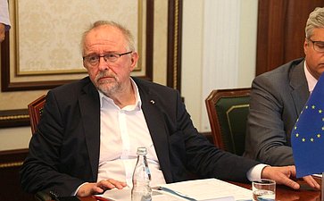 Константин Косачев провел встречу с докладчиками Парламентской ассамблеи Совета Европы