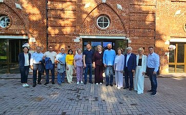 Комитет СФ по науке, образованию и культуре провел совещание в подмосковной Усадьбе Гребнево