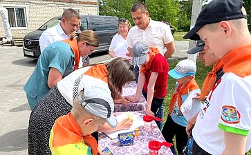 Айрат Гибатдинов по случаю празднования Международного Дня защиты детей посетил ряд детских социальных учреждений