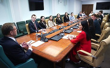 Заместитель Председателя Совета Федерации Константин Косачев провел встречу со студентами – уроженцами Республики Марий Эл, обучающимся в высших учебных заведениях Москвы