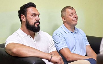 Во Владимире парламентарии ознакомились с работой Спортивной школы олимпийского резерва по спортивной борьбе