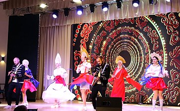 Заместитель Председателя СФ Юрий Воробьев принял участие в мероприятиях юбилейного Х Всероссийского детского фестиваля народной культуры «Наследники традиций»