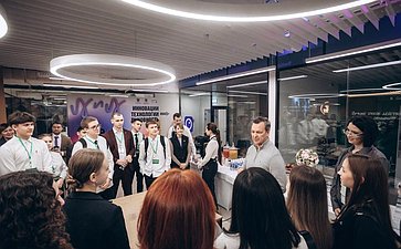 Первый заместитель Председателя СФ Андрей Яцкин провел встречу с представителями молодежи Ростовской области в формате открытого диалога