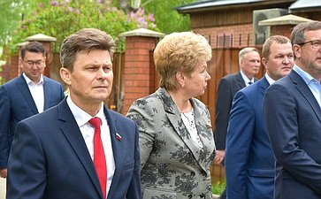 Сенаторы посетили парк в Барнауле в рамках рабочей поездки в Алтайский край
