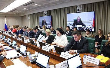 Расширенное заседание Комитета СФ по аграрно-продовольственной политике и природопользованию (в рамках Дней Псковской области с Совете Федерации)