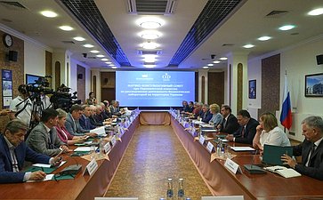 Заседание научно-консультативного совета при парламентской комиссии по расследованию обстоятельств, связанных с созданием американскими специалистами биологических лабораторий на территории Украины