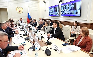 Совещание «О результатах правоприменения федерального закона (от 02.07.2021 № 304-ФЗ), направленного на федерализацию полномочий по лесоустройству»
