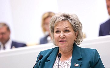 Елена Писарева