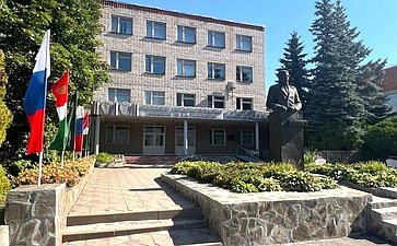 В селе Лопатино Тарусского района состоялось открытие новой средней общеобразовательной школы