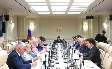 Круглый стол Комитета Совета Федерации по федеративному устройству, региональной политике, местному самоуправлению и делам Севера на тему «Цифровизация муниципального управления»