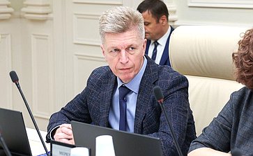 Совещание «Профессиональная этика в деятельности должностных лиц органов публичной власти в субъектах Российской Федерации»
