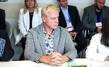 Дискуссионная площадка «Стратегическое планирование онкологической помощи». VI Форум социальных инноваций регионов