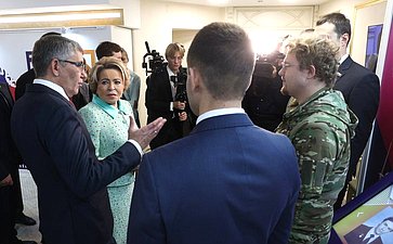 Валентина Матвиенко и Дмитрий Миляев осмотрели выставку, посвященную истории, культуре и перспективным направлениям развития Тульской области