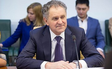 А. Волков Заседание Комитета Совета Федерации по науке, образованию и культуре