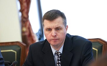 Круглый стол Комитета СФ по обороне и безопасности совместно с Комитетом СФ по науке, образованию и культуре «О состоянии и эффективности проводимых научно-исследовательских и опытно-конструкторских работ в области обороны»