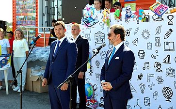 Максим Кавджарадзе поздравил первоклассников с Днём знаний в Липецкой области