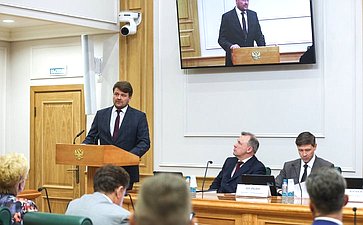 Заседание Комитета Совета Федерации по конституционному законодательству и государственному строительству