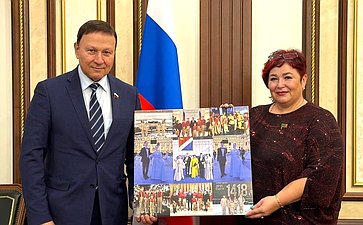 Александр Ролик провел встречу с юнармейцами региона — участниками Х юбилейного Международного Кремлёвского благотворительного кадетского бала