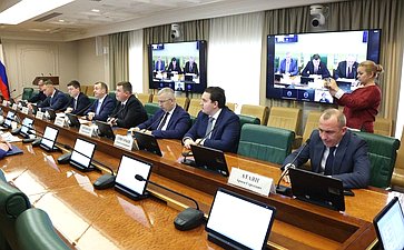 Круглый стол Комитета СФ по экономической политике на тему «О расширении маршрутной сети воздушных перевозок, выполняемых из аэропортов Дальнего Востока»