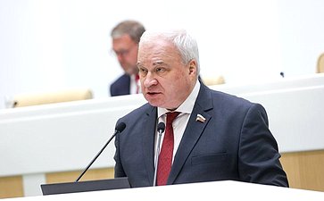 Андрей Денисов