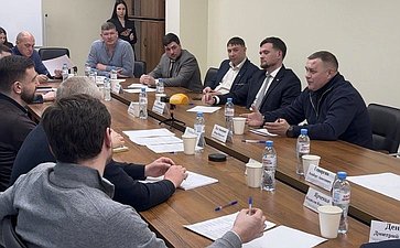 Делегация Палаты молодых законодателей при СФ посетила Херсонскую область