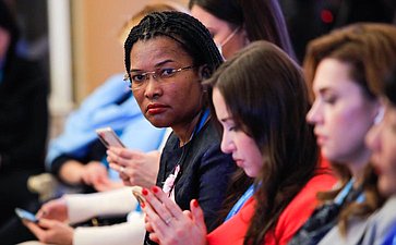 Стратегическая сессия «Социальные изменения 2030. Миссия женщин в достижении инклюзивного развития» в рамках Третьего Евразийского женского