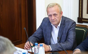 Совещание Комитета СФ по обороне и безопасности совместно с Комитетом СФ по Регламенту и организации парламентской деятельности