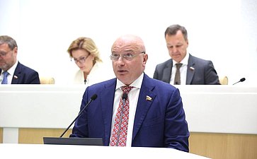 Андрей Клишас