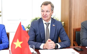 Андрей Яцкин
