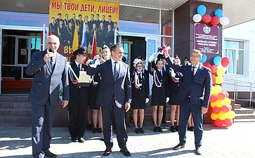 Николай Федоров посетил Лицей государственной службы и управления в г. Канаш Чувашской Республики