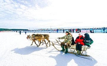 Эдуард Исаков посетил Х Международный Югорский лыжный марафон «UGRA SKI»