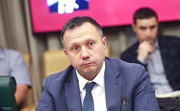 Круглый стол «Первоочередные меры в области развития программ экспериментальных правовых режимов в сфере цифровых инноваций по эксплуатации беспилотных авиационных систем»