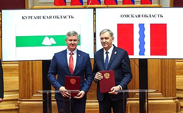 Церемония подписания соглашений о сотрудничестве между законодательными органами субъектов Российской Федерации