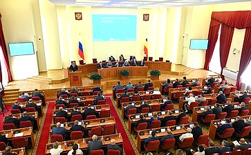 Первый заместитель Председателя Совета Федерации Андрей Яцкин в ходе рабочей поездки в Ростовскую область принял участие в заседании Законодательного Собрания
