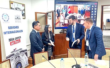 Айрат Гибатдинов и Наталья Кувшинова приняли участие в заседаниях парламентских комиссий в рамках 11-й Всемирной конференции молодых парламентариев МПС