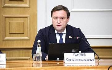Парламентские слушания на тему «Вопросы управления комплексами индивидуальных жилых домов»