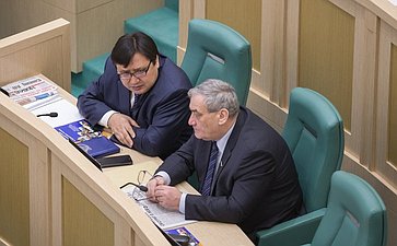В. Штыров и А. Акимов на 386-м заседании Совета Федерации