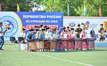Баир Жамсуев приветствовал участников и гостей Первенства России по стрельбе из лука