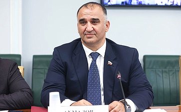 Мохмад Ахмадов
