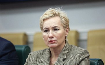 Татьяна Сахарова