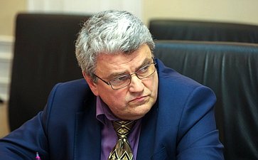 Совещание Комитета Совета Федерации по Регламенту и организации парламентской деятельности «Выборы в 2025 году и общественный контроль за голосованием»