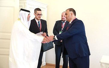 Сенаторы Мохмад Ахмадов и Юлия Лазуткина провели встречу с Председателем Комитета по здравоохранению, государственных услуг и окружающей среды Консультативного совета Государства Катар Мубараком Аль-Кувари