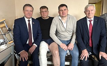 Сергей Рябухин навестил участников СВО, проходящих лечение в госпитале имени Н.Н. Бурденко