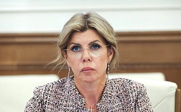 Евгения Уваркина