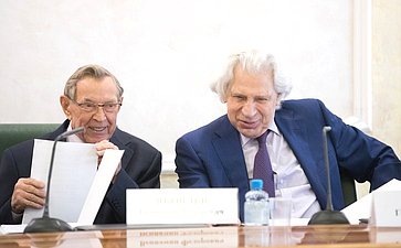 В. Яковлев и Г. Резник