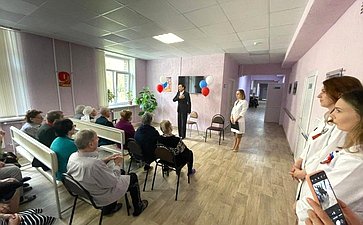 Ирина Петина в канун Дня Победы посетила Рязанский областной клинический госпиталь для ветеранов войн