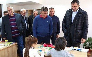 Третий день пребывания Делегации Комитета по обороне и безопасности Совета Федерации в Республике Ингушетия начался с посещения открывшегося совсем недавно Центра культурного развития в Магасе