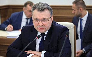 Дискуссионная площадка №4 «Молодежная политика и развитие физической культуры и спорта на сельских территориях» (в рамках встречи Председателя СФ с тружениками социальной сферы села)