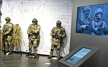 Наталья Котова посетила уникальную интерактивную экспозицию Музея специальной военной операции, открывшуюся в Челябинске