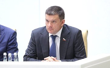 Николай Журавлев